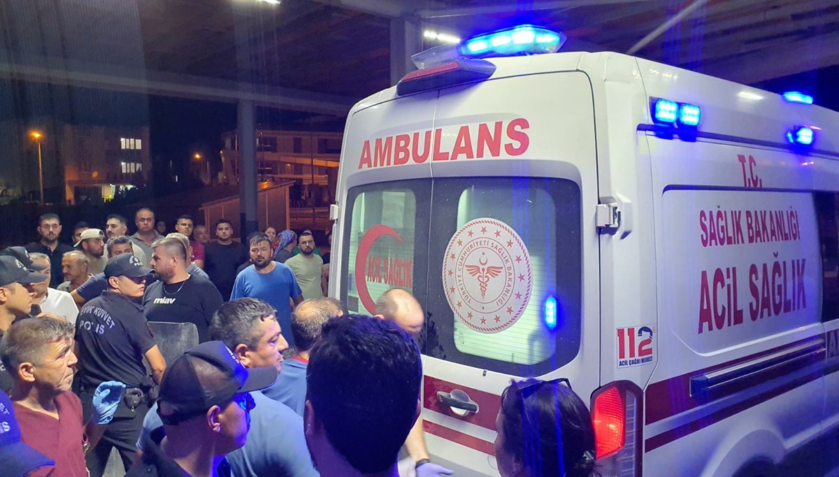 Televizyon tamircisi gittiği evde dehşet saçtı: Başlarını çekiçle ezdi Televizyon tamircisi gittiği evde dehşet saçtı: Başlarını çekiçle ezdi