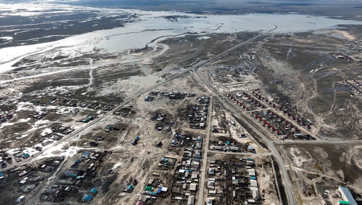 Kazakistan, su taşkınlarıyla mücadele ediyor Kazakistan, su taşkınlarıyla mücadele ediyor