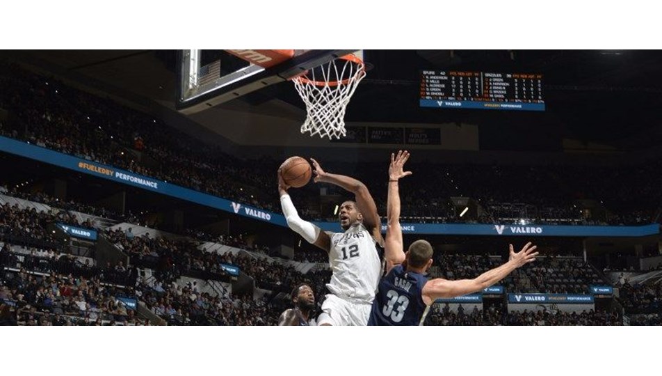 Aldridge'den 41, Gordon'dan 40 sayı