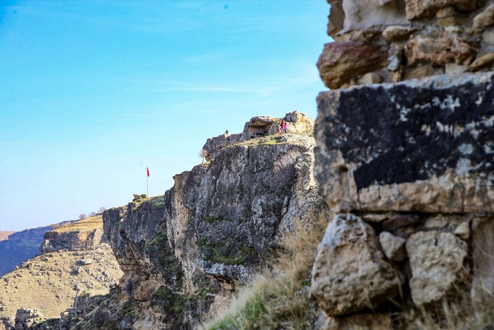 Yıllara meydan okuyan Eğil Kalesi ve kral mezarları UNESCO yolunda - 8