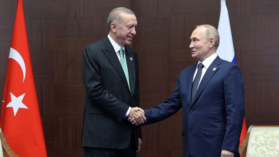 Kremlin, Cumhurbaşkanı Erdoğan'ın Suriye konusunda üçlü zirve fikrine olumlu bakıyor - 1