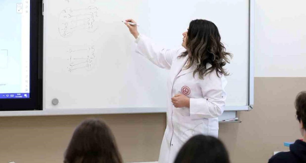 forumagel.com Seminerler iptal mi? MEB öğretmenlerin nisan mesleki çalışma programı ne zaman?