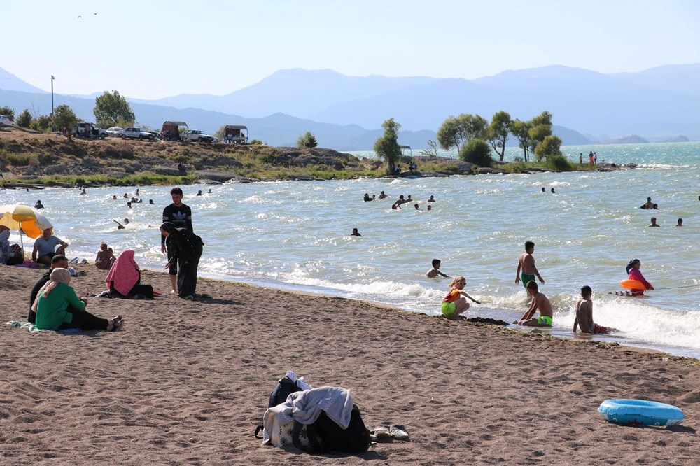 Konya'nın denizi Karaburun Plajı tatilcilerin yeni gözdesi oldu - 7