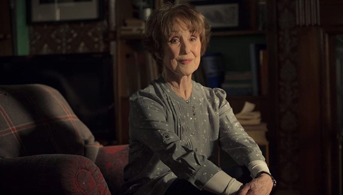 Usta oyuncu Una Stubbs hayatını kaybetti
