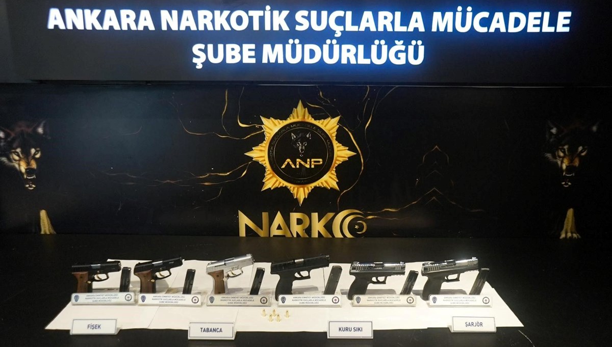 Ankara'da 6 adet ruhsatsız tabanca ele geçirildi Ankara'da 6 adet ruhsatsız tabanca ele geçirildi