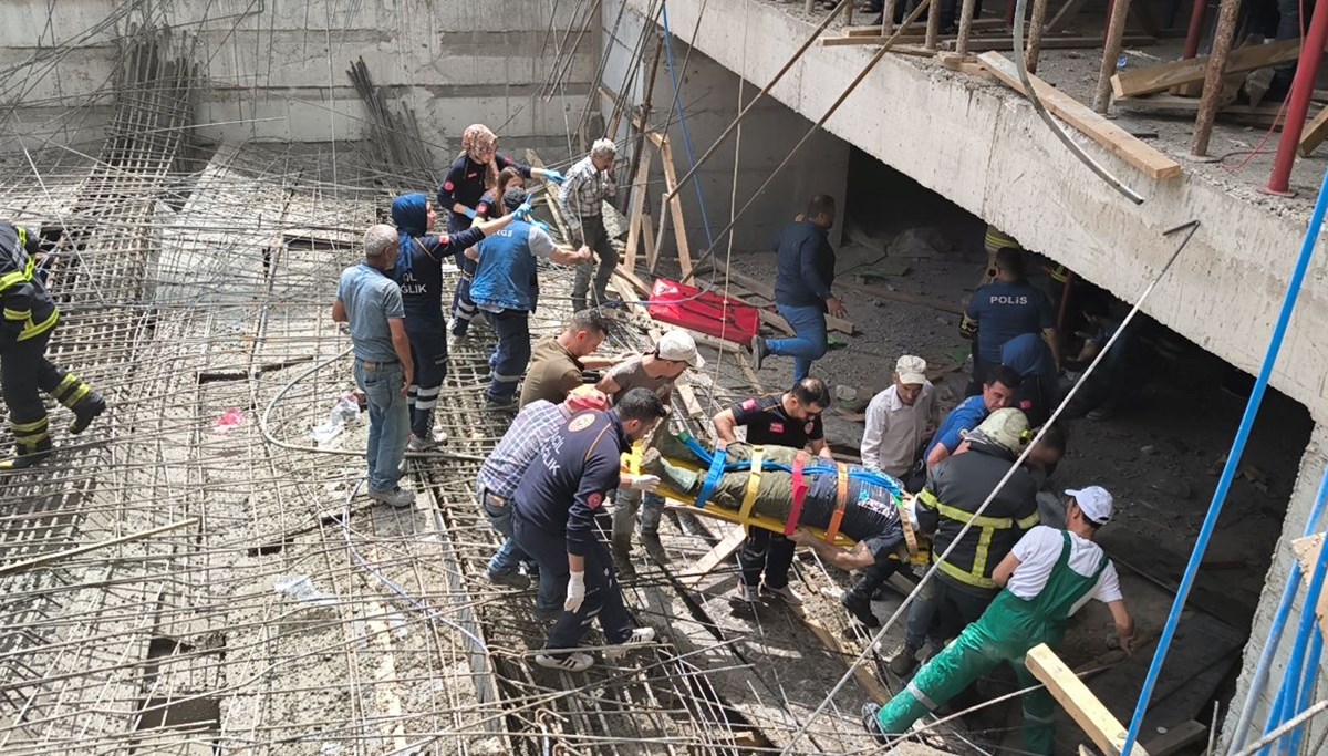 İnşaatta çökme: İşçiler beton kalıbının altında kaldı