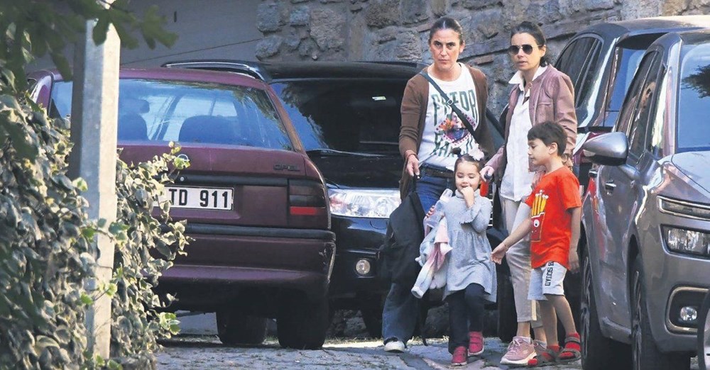 Yedi yıl sonra setlere dönmeye hazırlanan Özgü Namal vazgeçti - 4