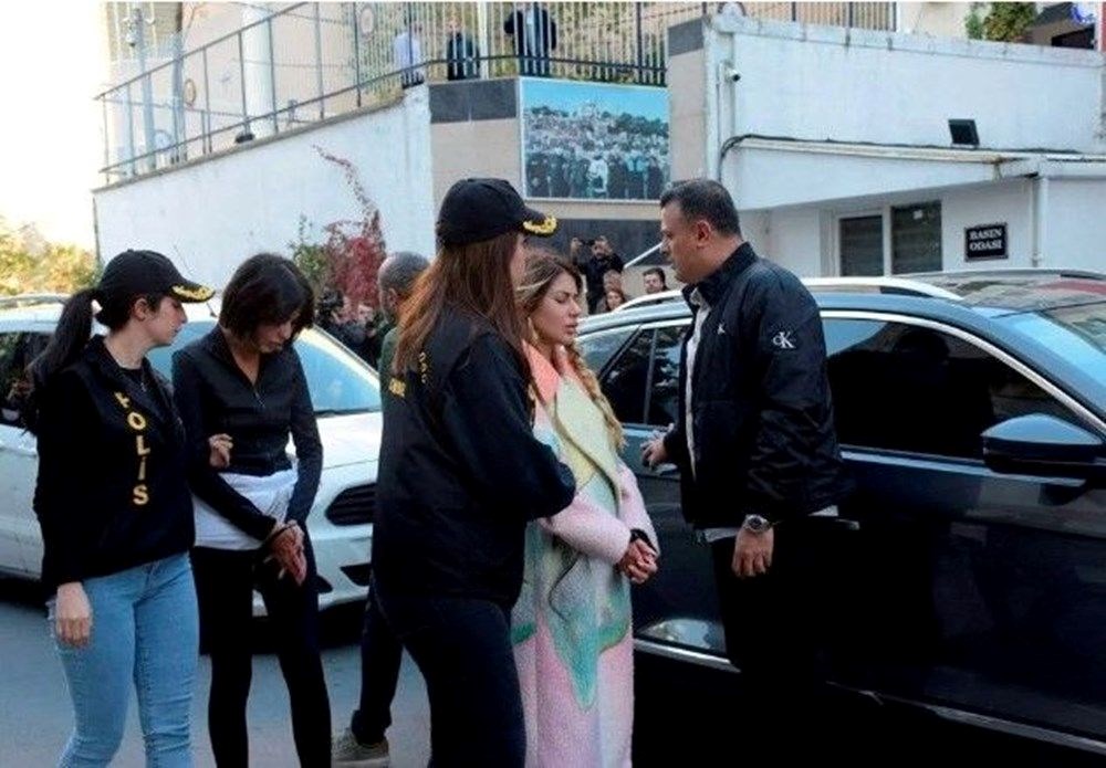 Önce parti, sonra cami! Nihal Candan'dan dikkat çeken doğum günü: Merhaba dünyam, geri döndüm - 7