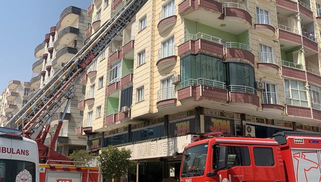 Mardin'de apartman dairesinde çıkan yangın söndürüldü
