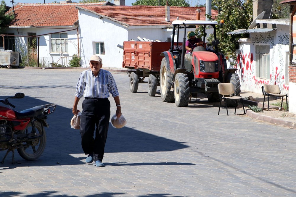 'Çıplak' köyünün 'çıplaklar kampı' sanılmasına köylü halkından tepki - 4
