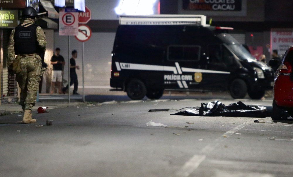 Brezilya'da savaş gibi banka soygunu: 30 kişi geldiler - 9