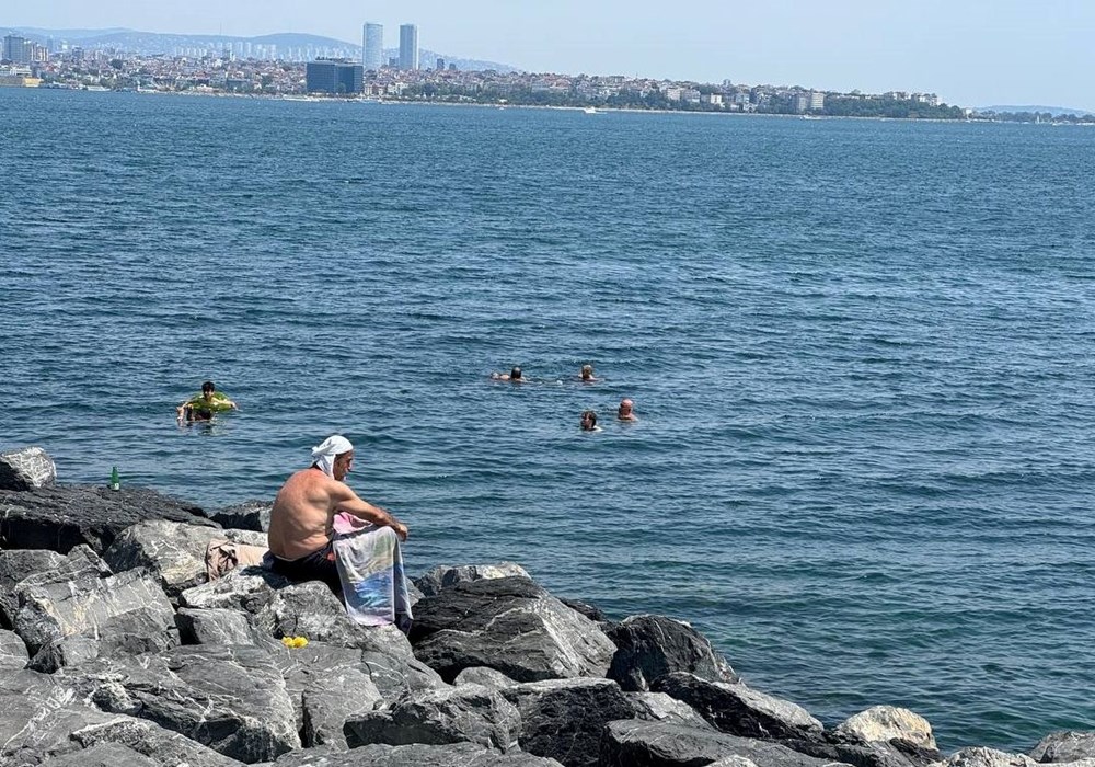 Gece İstanbul'daki nem uyutmadı: O ilçe yüzde 99 ile rekor kırdı - 17