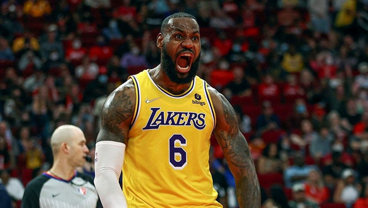 Lakers, LeBron James'in 
