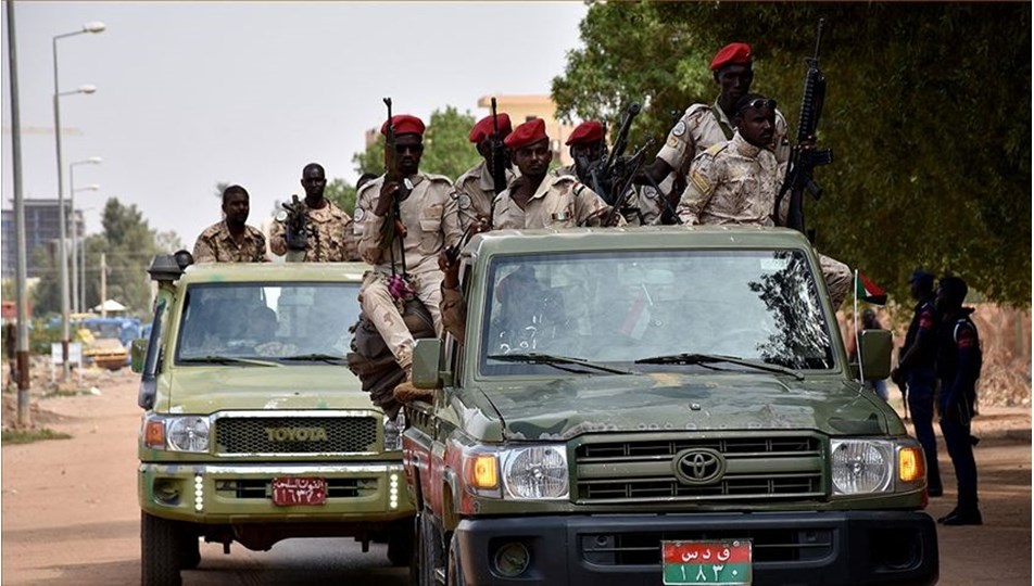 Sudan devlet televizyonu: Bir grup asker başarısız bir darbe girişiminde bulundu