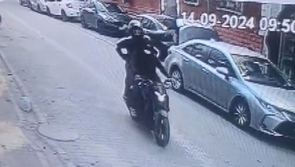 Esenyurt’ta 50 bin euroluk haraç kurşunu: “Ya para ya da çocukların” Esenyurt’ta 50 bin euroluk haraç kurşunu: “Ya para ya da çocukların”