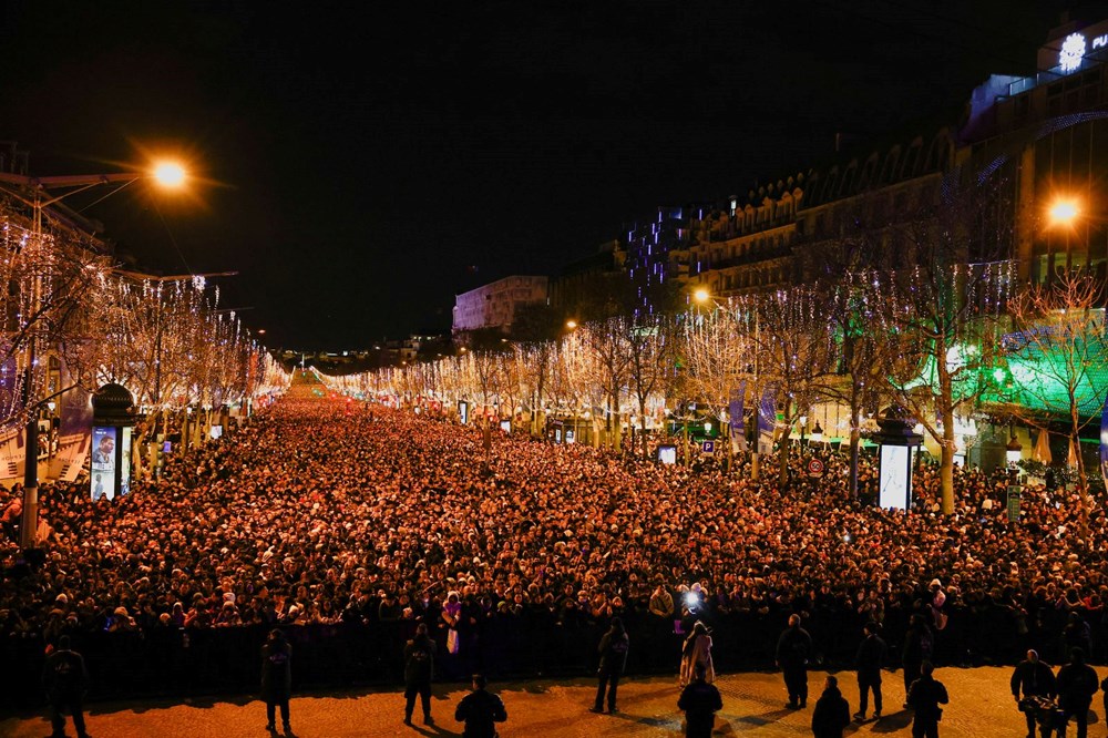 Dünya 2023'ü coşkuyla karşıladı, Ukrayna ise füzelerle - 14