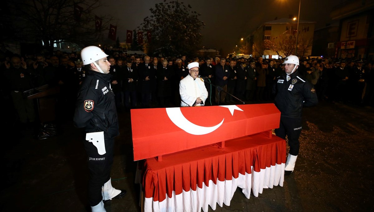 Şehit polis Furkan Bor son yolculuğuna uğurlandı