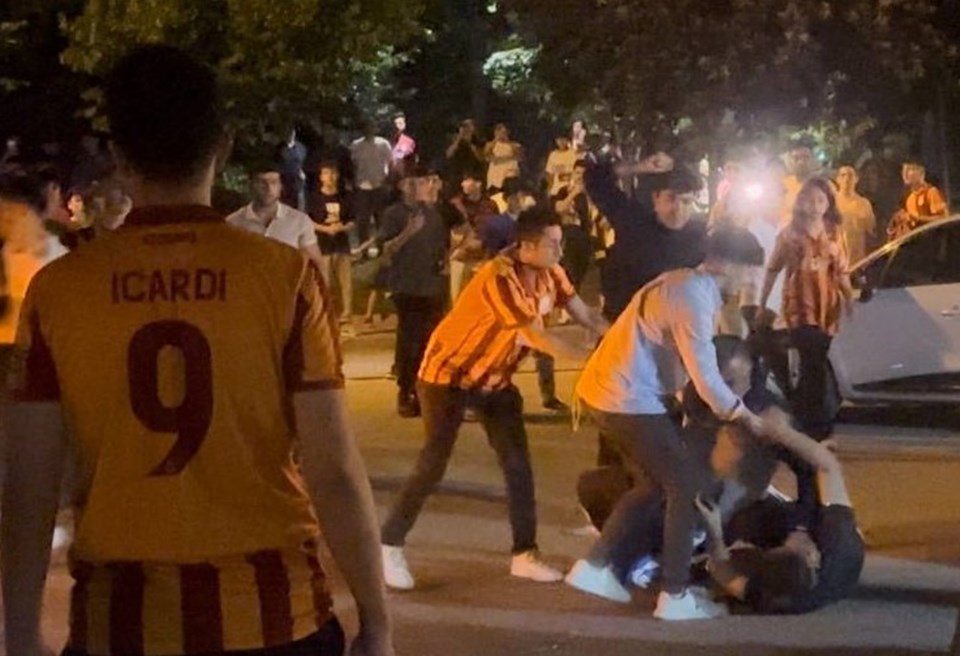 Gaziantep’te derbi sonrası taraftarlar arasında kavga çıktı - 1