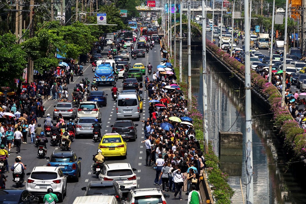 Myanmar'ı Sarsan 7.7'lik Deprem: Gökdelenler Enkaz Altında, Bölge Alarma Geçti! 79 X293tFD9ME sNmgGIPlMaw