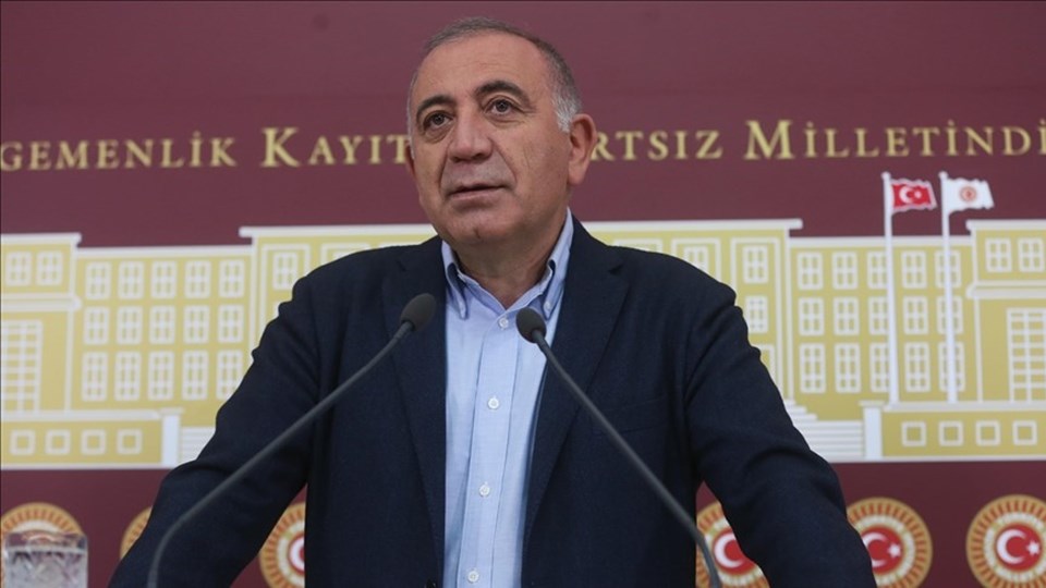 CHP İstanbul binası önünde son durum | Özgür Özel ve Gürsel Tekin'den karşılıklı açıklamalar - 4