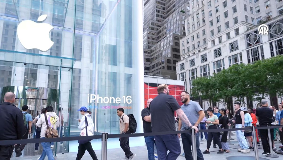 İPhone 16 ABD'de satışa sunuldu | Türkiye'de ne zaman satışa sunulacak?