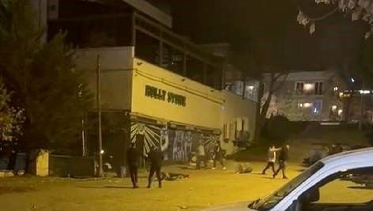 Eğlence mekanında pompalı dehşet: 3 kişi gözaltına alındı Eğlence mekanında pompalı dehşet: 3 kişi gözaltına alındı