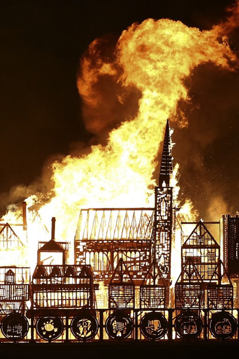 После великого пожара. Лондонский пожар 1666. Великий пожар в Лондоне в 1666. Пожар в Лондоне 1666. Грейт Файр Лондон.