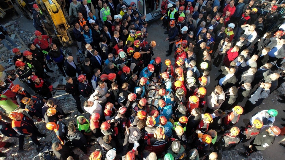 Gebze'de 7 katlı bina çöktü: İki can kaybı var - 4