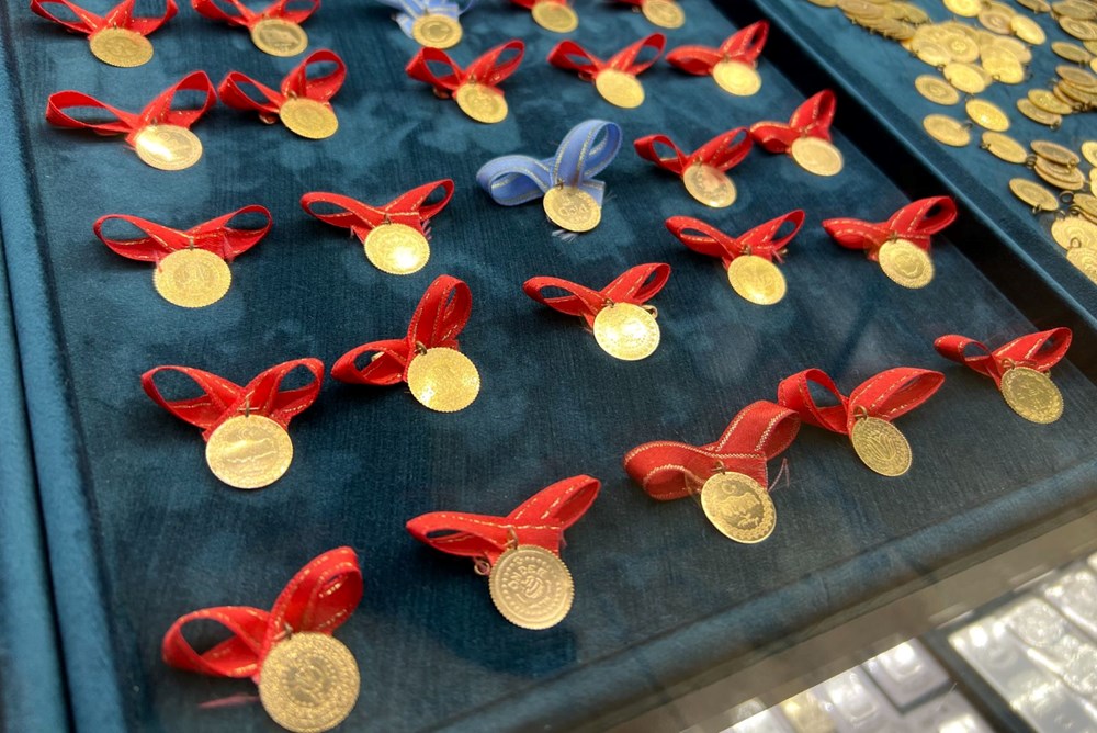 Altın son dakika fiyatları: 21 Nisan gram altın ne kadar, kaç lira oldu? Canlı altın kuru 75 X6vIotDglkaZN8ouSTaMtw