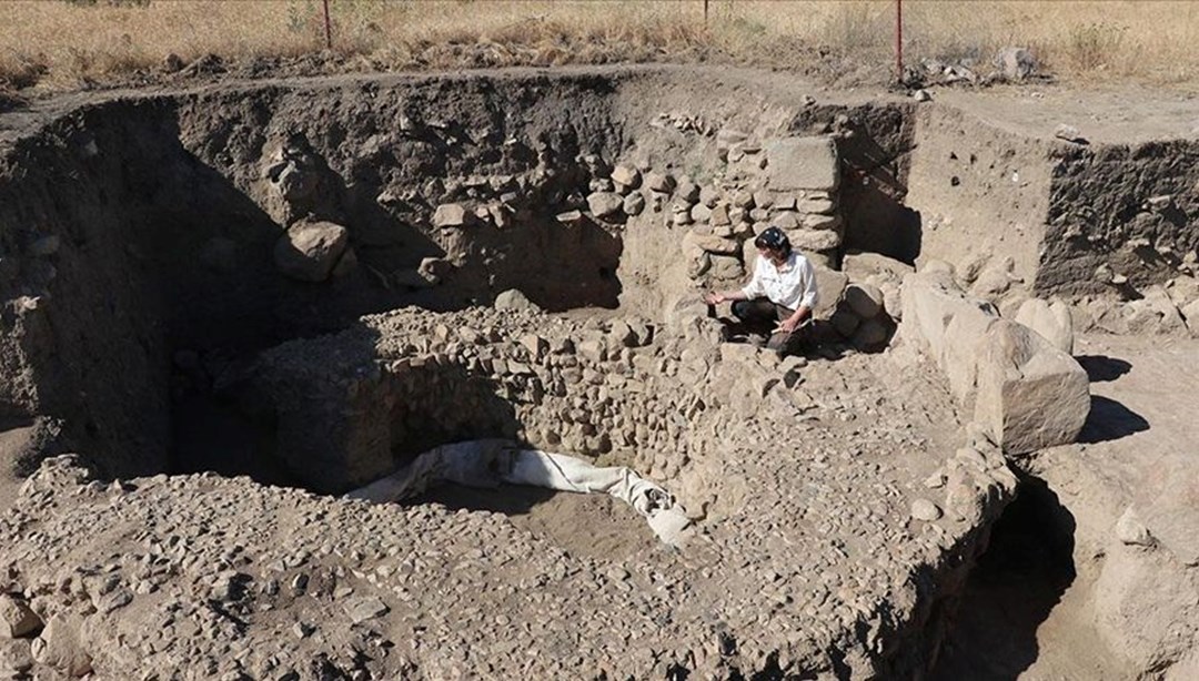 Uşaklı Höyük'teki kazı çalışmaları sürüyor