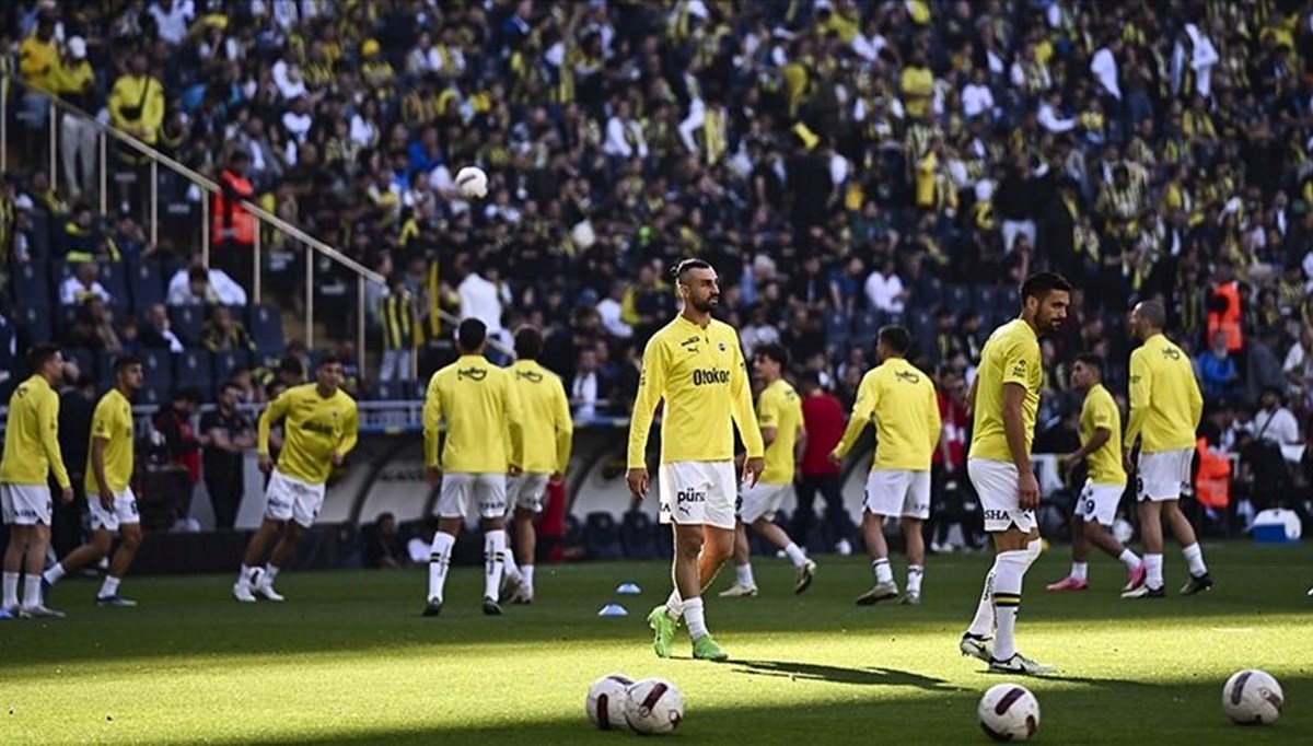 Fenerbahçe'nin hazırlık maçları ne zaman? Kamp programı belli oldu