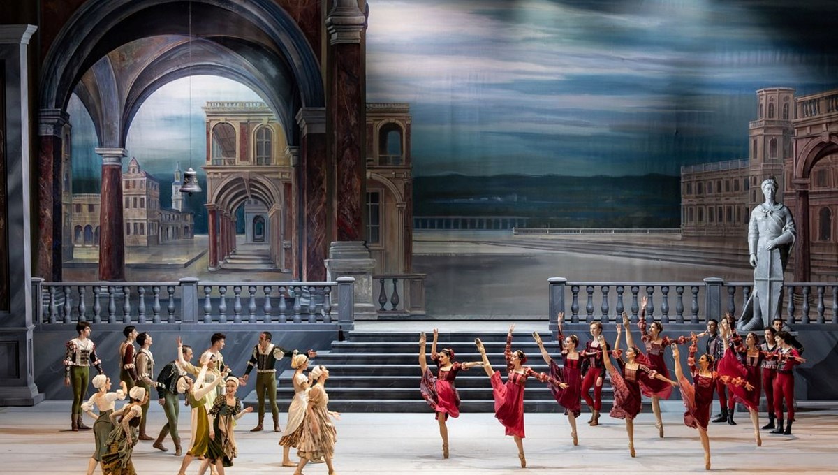 Romeo ve Juliet balesi 21 yıl aradan sonra sahnede