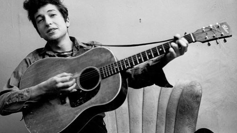 Bob Dylan'ın otel odasının kapısı 100 bin dolara satıldı - 1