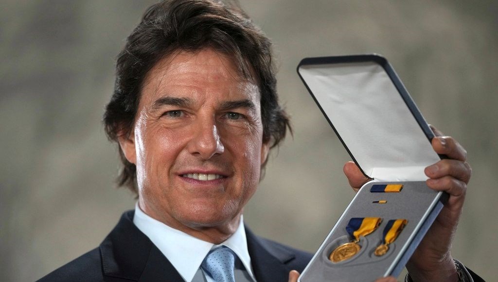 Tom Cruise, ABD Donanması'nın en üst düzey ödülüne layık görüldü