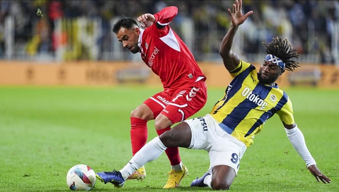 Sivasspor-Fenerbahçe maçı ne zaman, saat kaçta ve hangi kanalda?