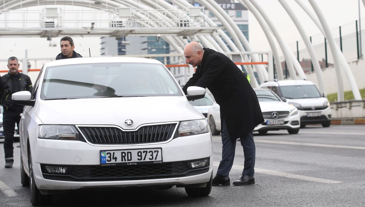 Avrasya Tüneli'nden geçen 100 milyonuncu araca ödül Avrasya Tüneli'nden geçen 100 milyonuncu araca ödül