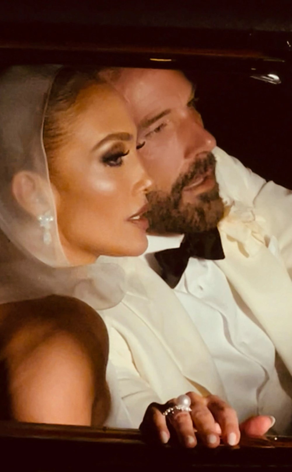 Jennifer Lopez ve Ben Affleck'in düğün fotoğrafları ortaya çıktı - 1
