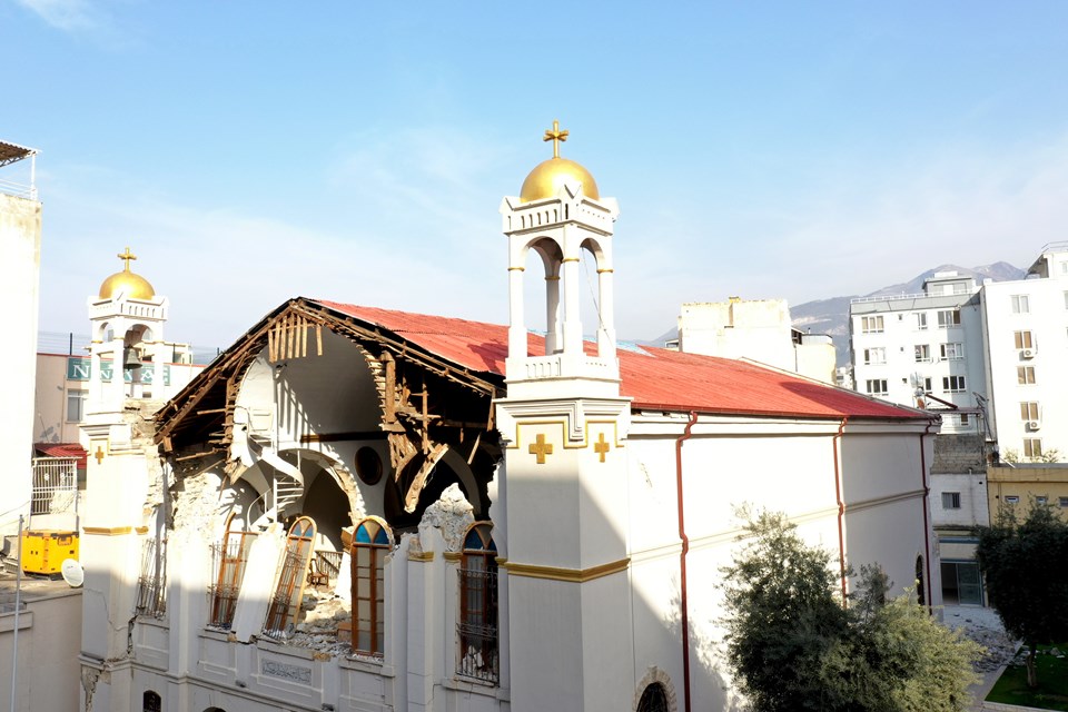 İskenderun’daki Aziz Nikola Kilisesi’nin bir kısmı yıkıldı - 2