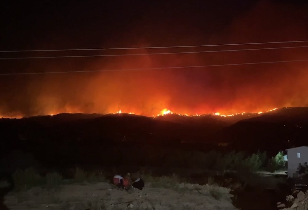 Çanakkale'de orman yangını (6 köy ve üniversite kampüsü tahliye edildi) - 13