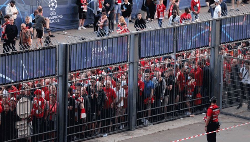 UEFA'dan Paris'teki 'olaylı' Şampiyonlar Ligi finali için taraftara para iadesi