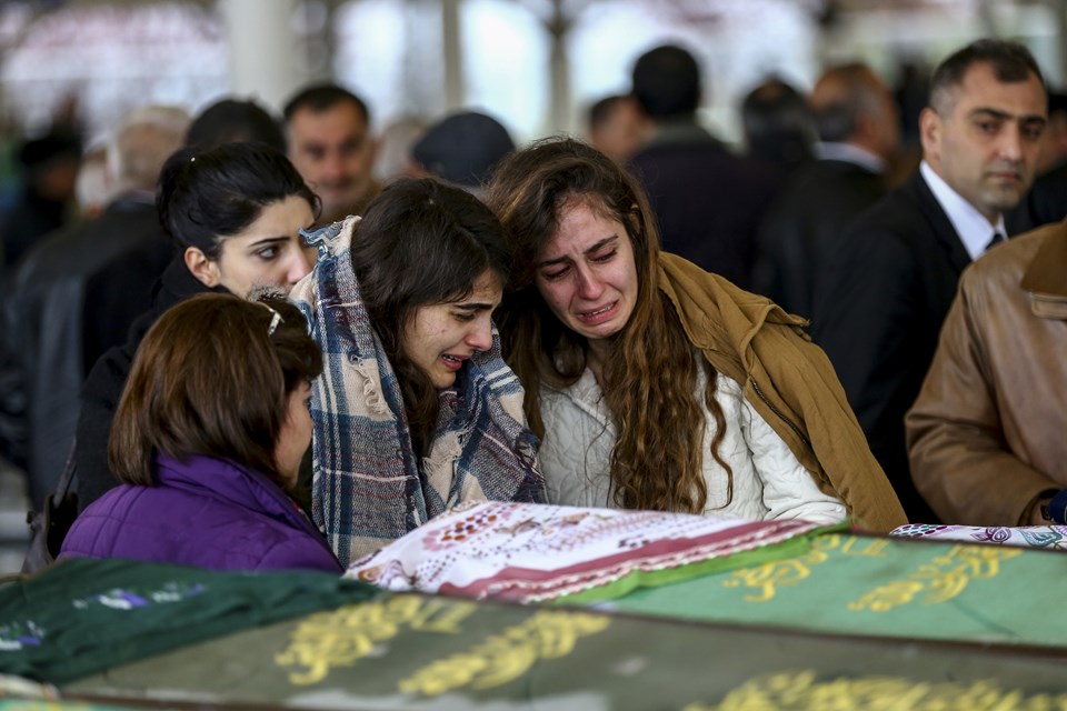 Ankara'daki saldırıda yaşamını yitirenler uğurlanıyor - 5