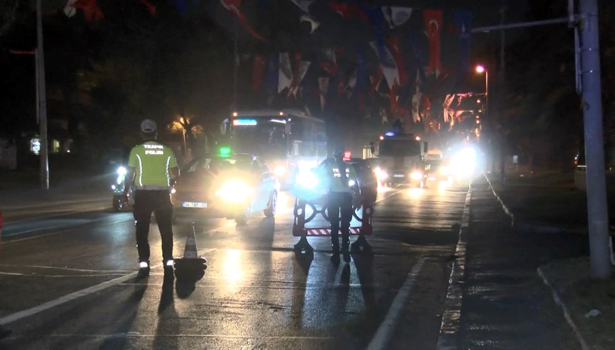 Fatih’te feci kaza: Yolun karşısına geçmeye çalışırken öldü Fatih’te feci kaza: Yolun karşısına geçmeye çalışırken öldü