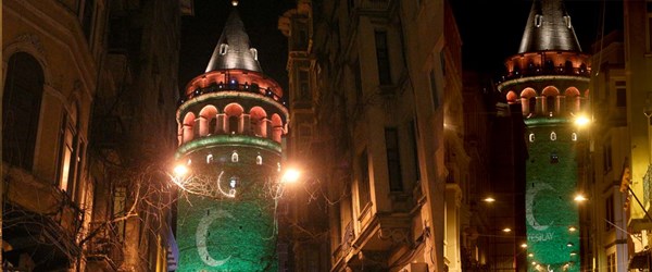 Galata Kulesi, Yeşilay Haftası nedeniyle yeşile büründü