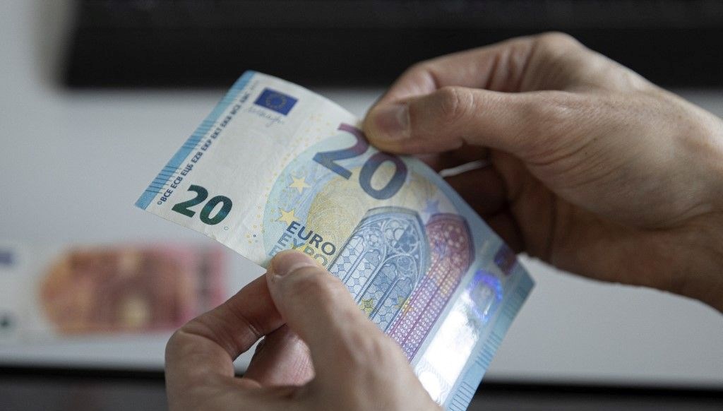 Euro yine rekor kırdı