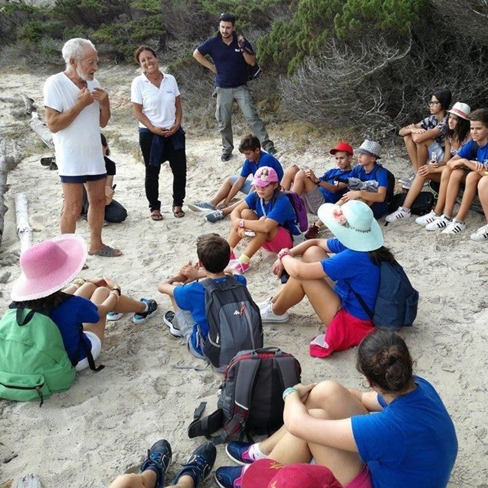 'İtalyan Robinson Crusoe' 32 yıldır tek başına yaşadığı adadan ayrılıyor - 6