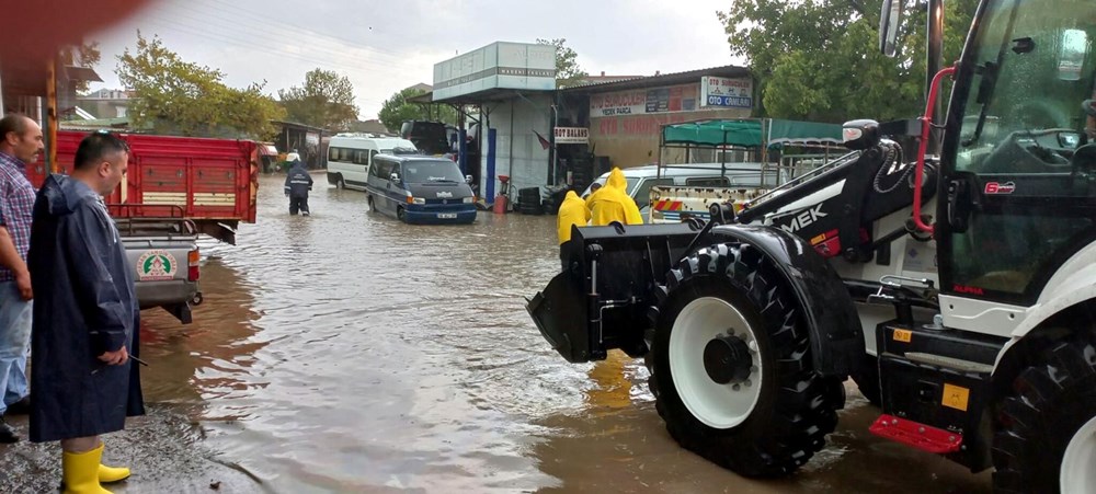 İzmir, Bursa ve Çanakkale'de sağanak etkili oldu - 9