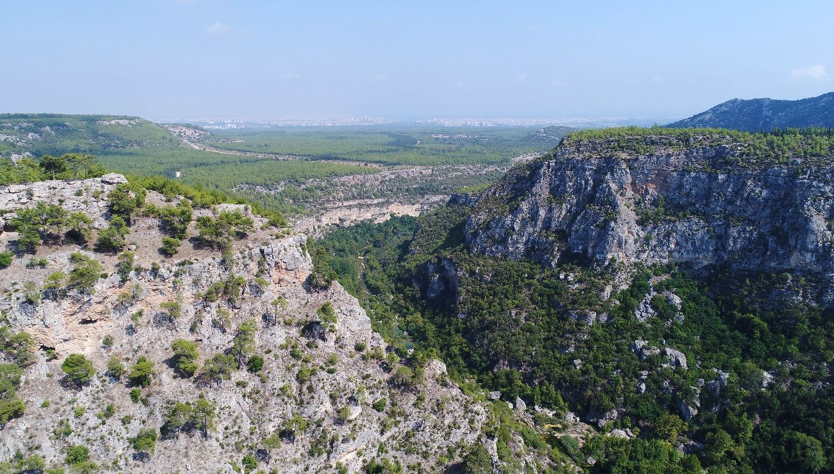 <div>Antalya'nın 20 kilometre uzaklıktaki akciğerleri; Düzlerçamı</div>