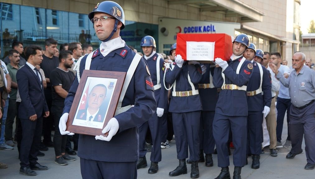 Karakol komutanı astsubay hayatını kaybetti