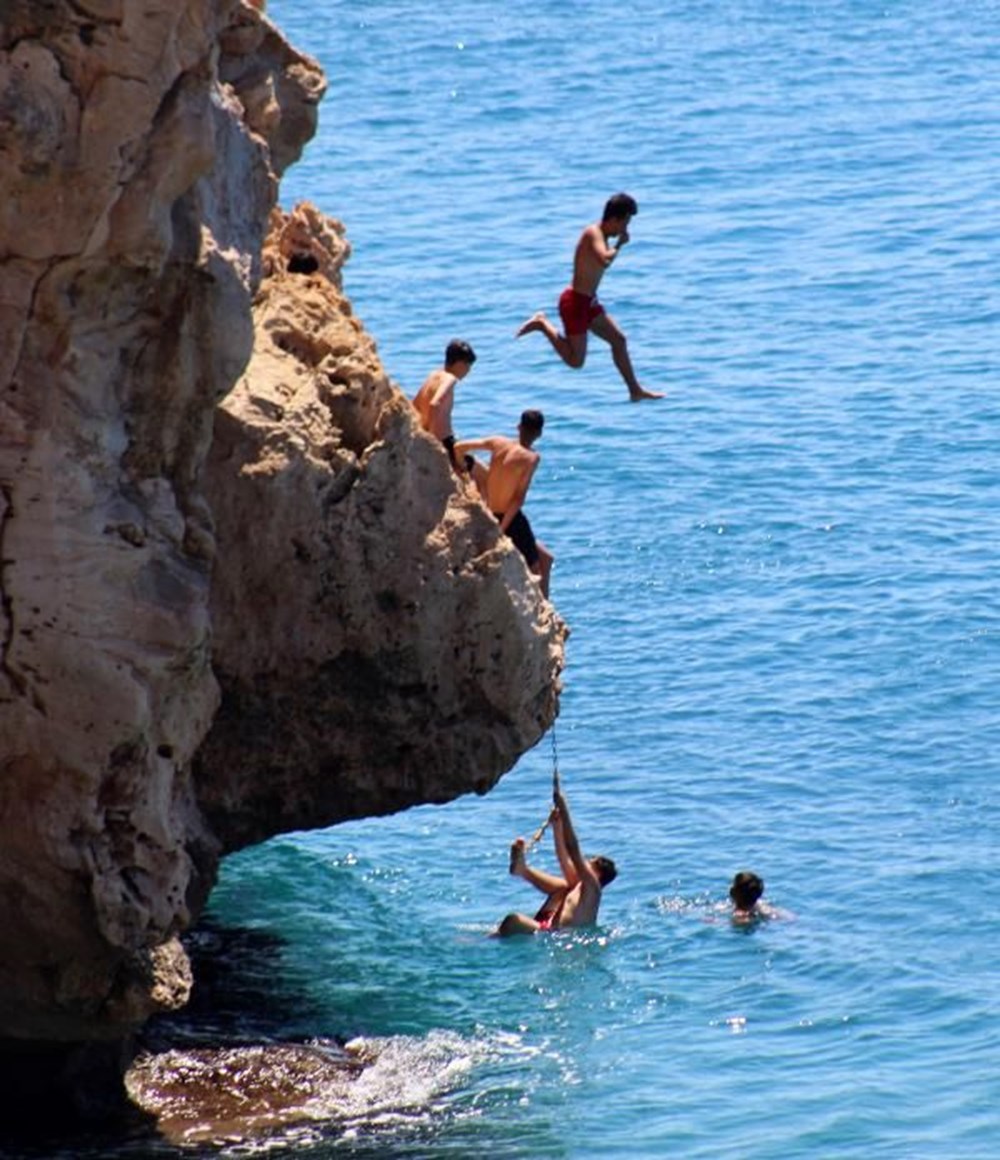 Antalya sahillere akın etti - 6