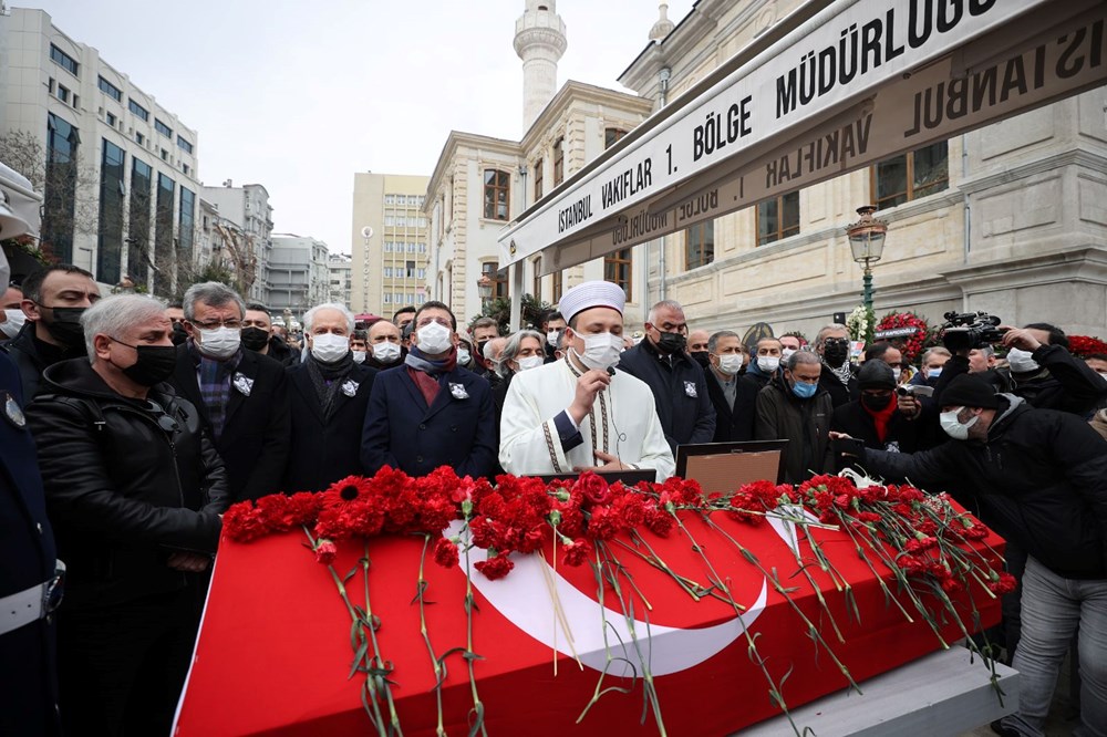 Usta oyuncu Fatma Girik son yolculuğuna uğurlandı - 33